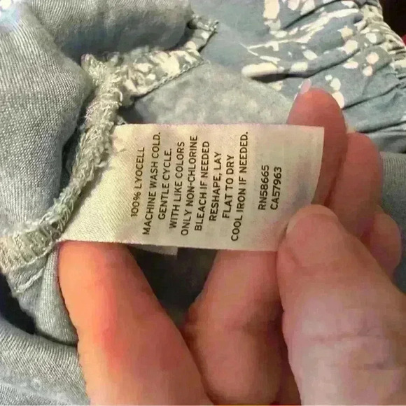 CASLON Blue With White Pattern Top Size Large NWT - Picture 3 of 8